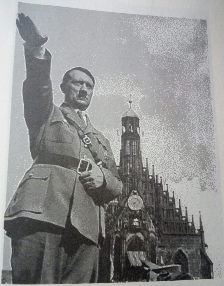 Adolf Hitler: Dönemine Kan Kusturan Diktatör